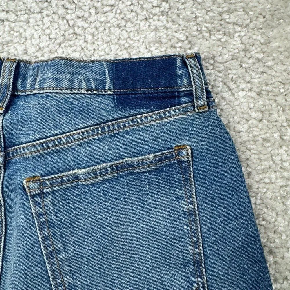 Abercrombie & Fitch Ultra High Rise Kick Flare Jean Distressed NEW